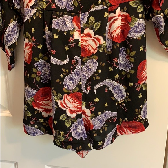 Floral Romper - Picture 2 of 4